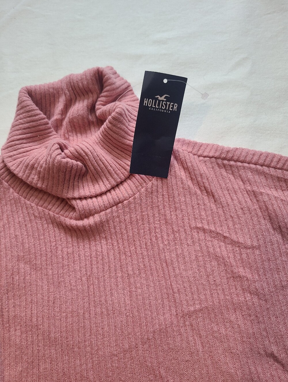 Hollister Dusty Rose Ribbed Turtleneck Sweater